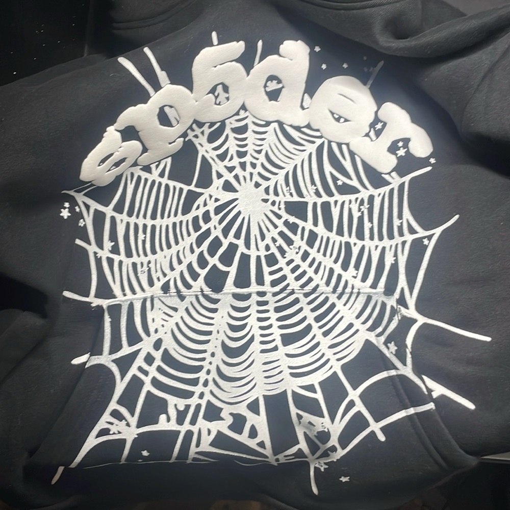This is a size small Sp5der hoodie of black I’m looking to sell tried on once